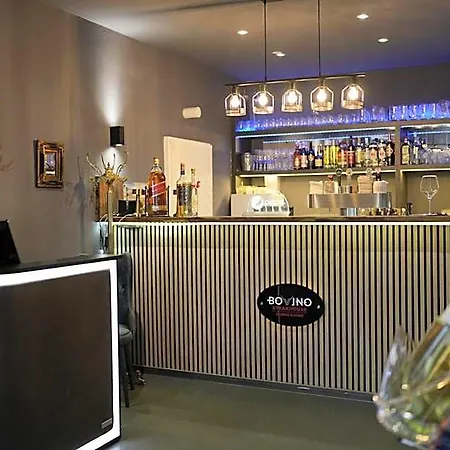 Bovino ホテル *